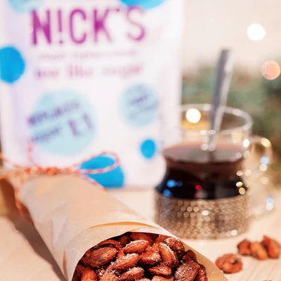 Candied almonds without added sugar.