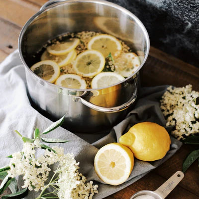 Recipe to make elderflower cordial without sugar.